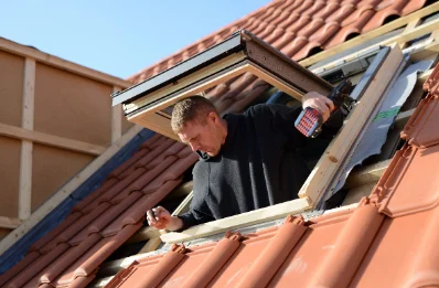 Pose de fenêtres de toit Velux à Bierville